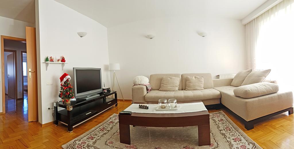 Apartment 31 Pristina Esterno foto